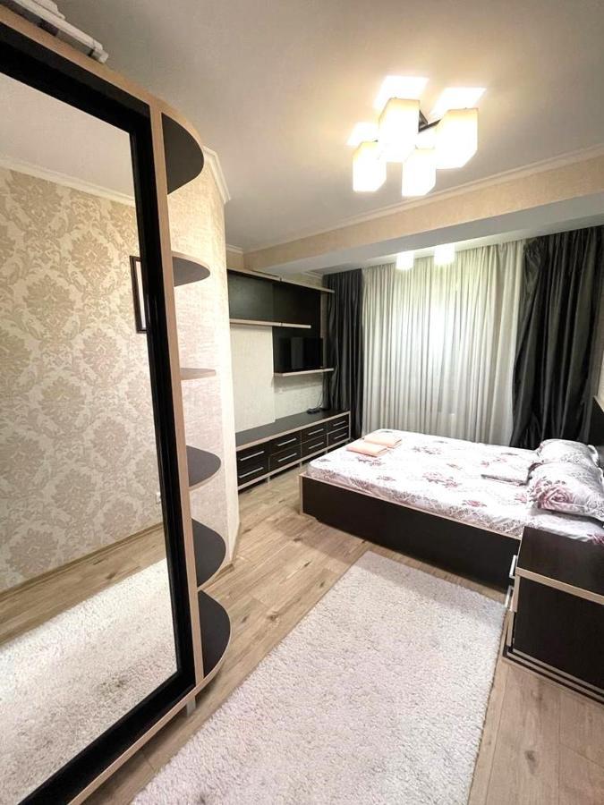 Large Apartment !!!Ciuflea Str. Κισινάου Εξωτερικό φωτογραφία